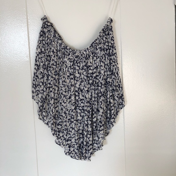 ZARA- off the shoulder top with daisies - Picture 1 of 6